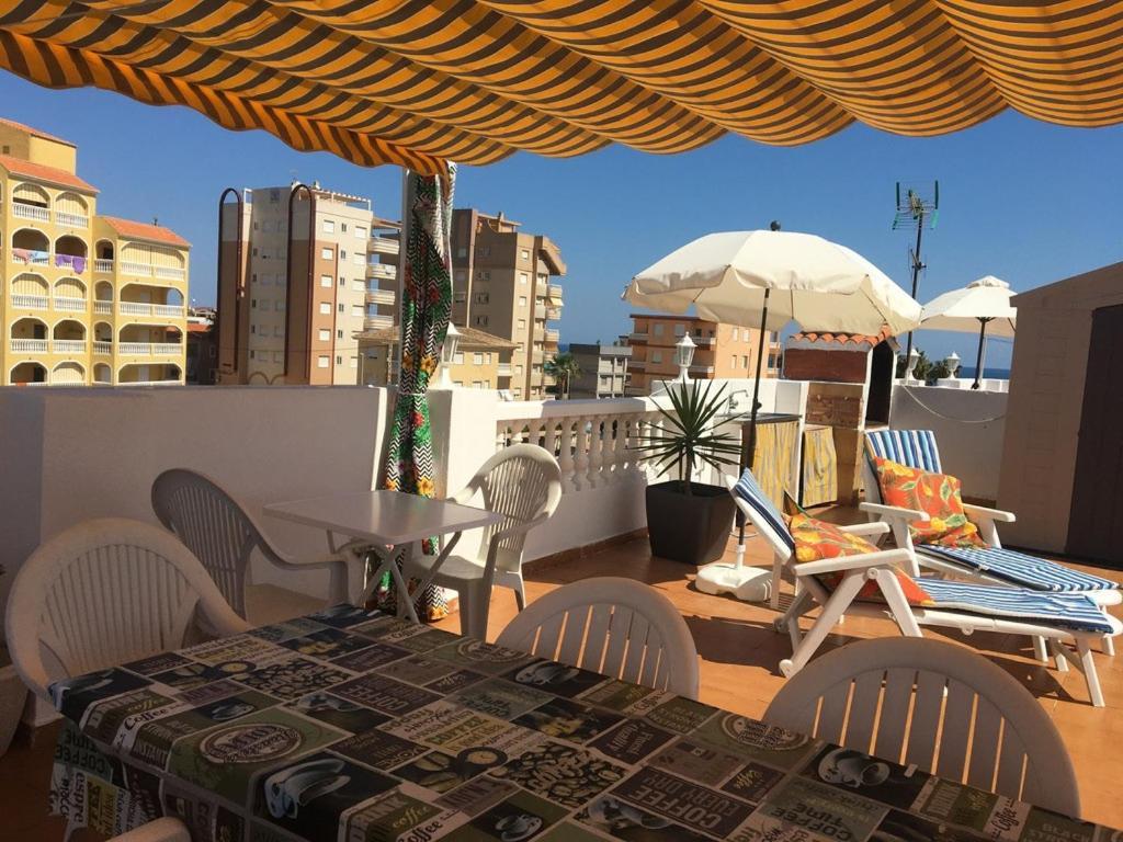 Xaloc Solo Familias Serviplaya Playa De Xeraco Extérieur photo